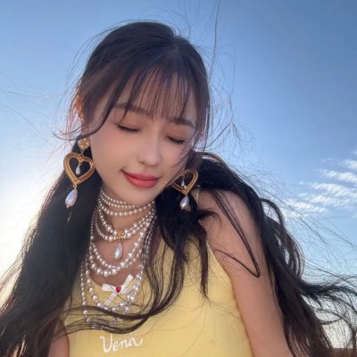 小心间谍海报
